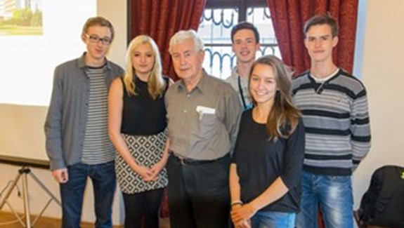Vědci do středních škol 2016