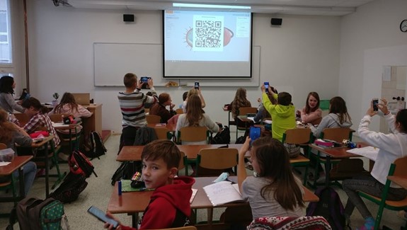 Víte, jak vypadá bakterie ve 3D? My už ano!